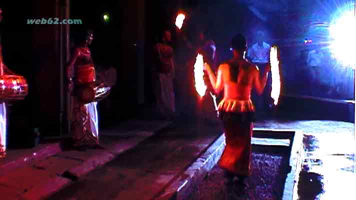 Kandy Dancers