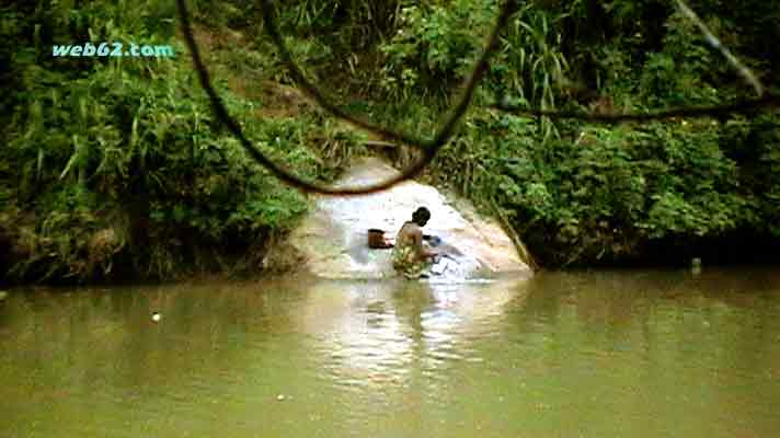 photo Mahavelli River Boat Tour in Sri Lanka