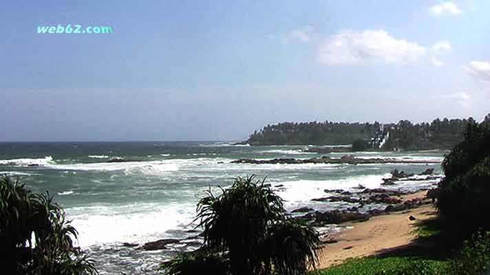 Mirissa waves in Sri Lanka